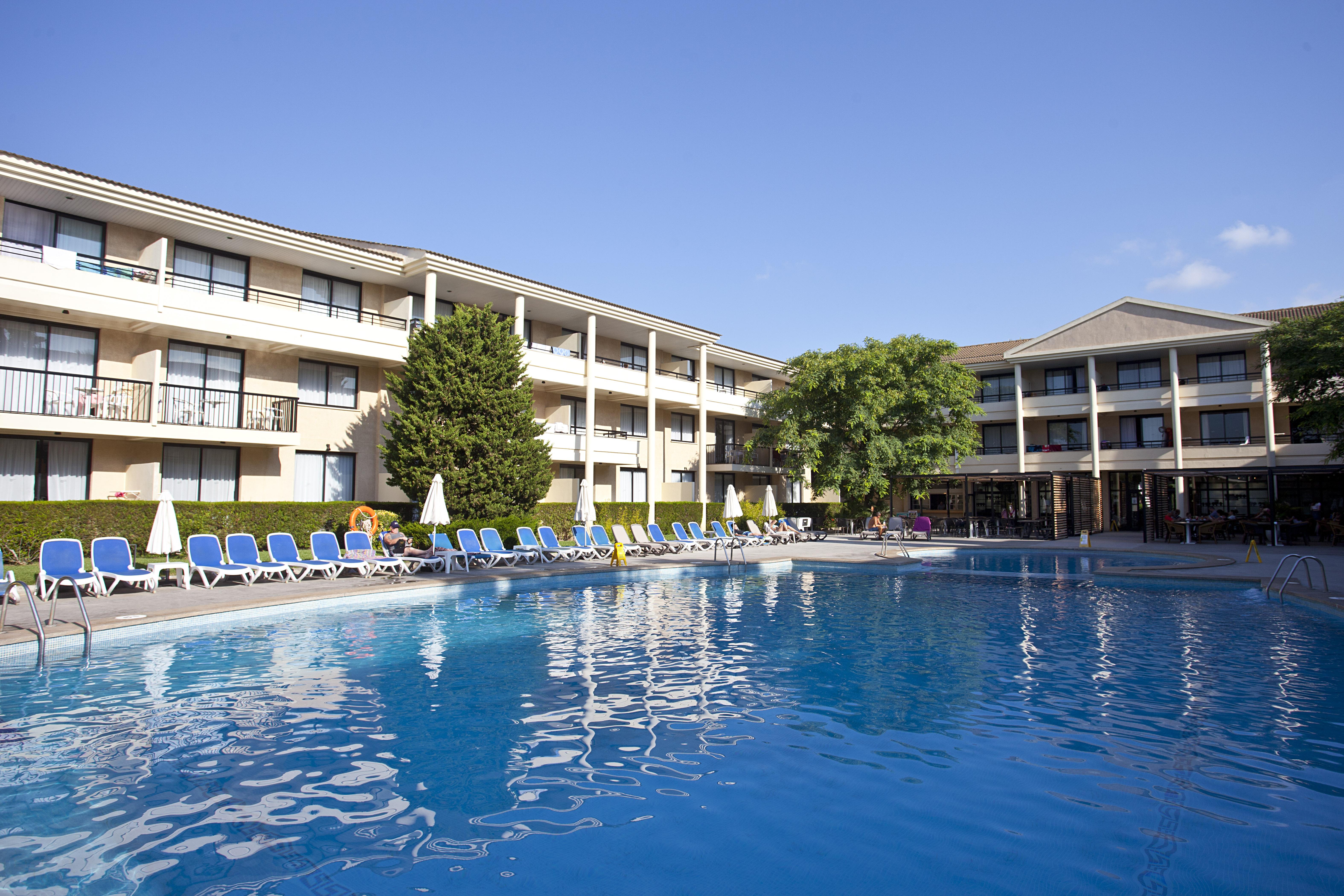 Hotel Bahia Pollensa ปอร์ต เด โปเญนซา ภายนอก รูปภาพ
